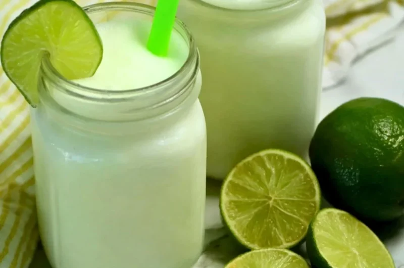 Delicious Brazilian Lemonade with Coconut served in a refreshing glass